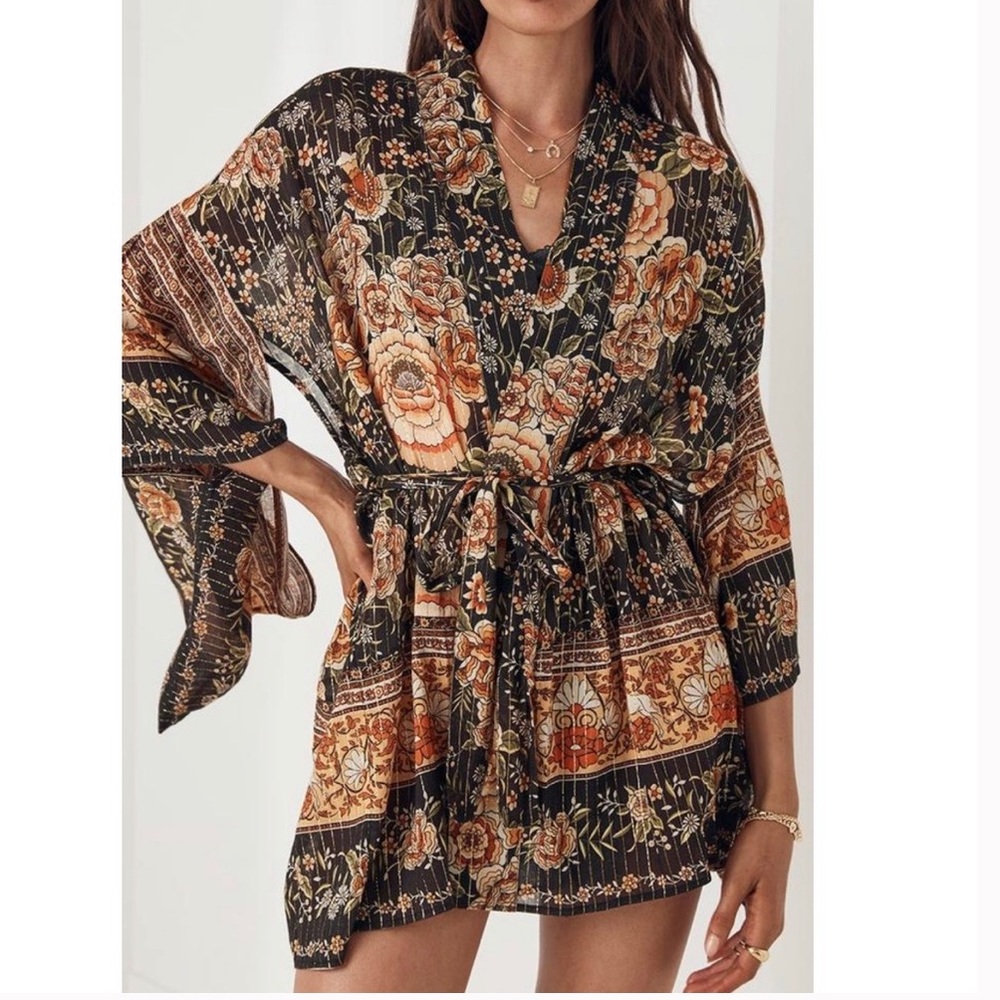 ISO spell mystic robe medium or large